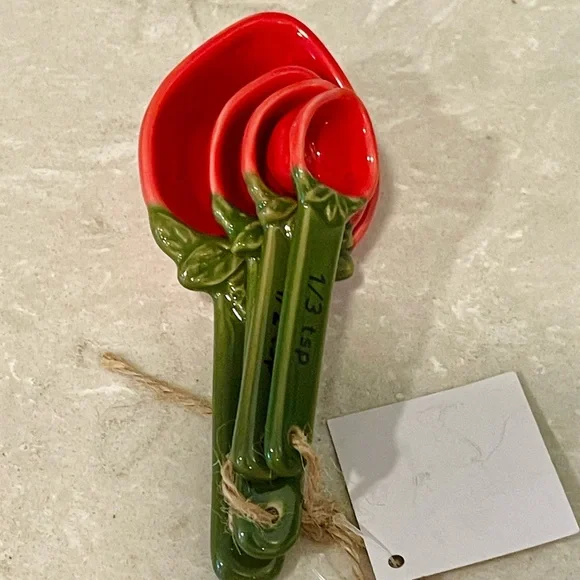 New Trendy Ceramic strawberry shaped measuring Spoons 4 pc set, great gifts! - Picture 8 of 8